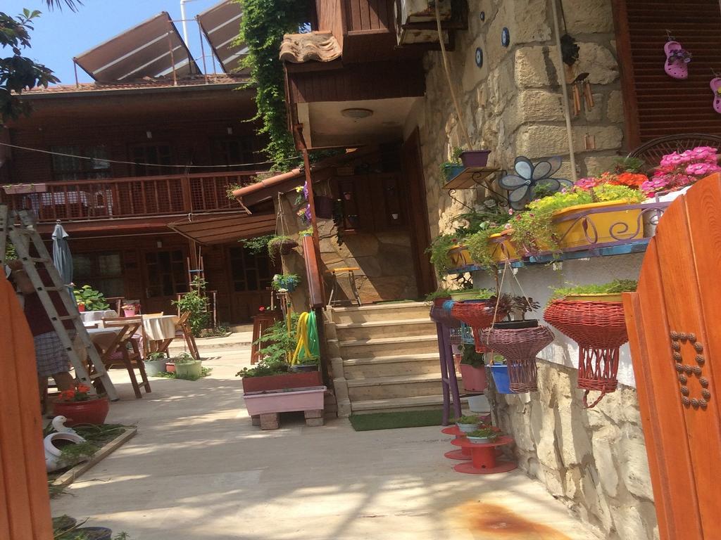 Belen Hotel Side Luaran gambar