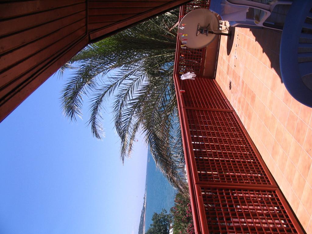 Belen Hotel Side Luaran gambar